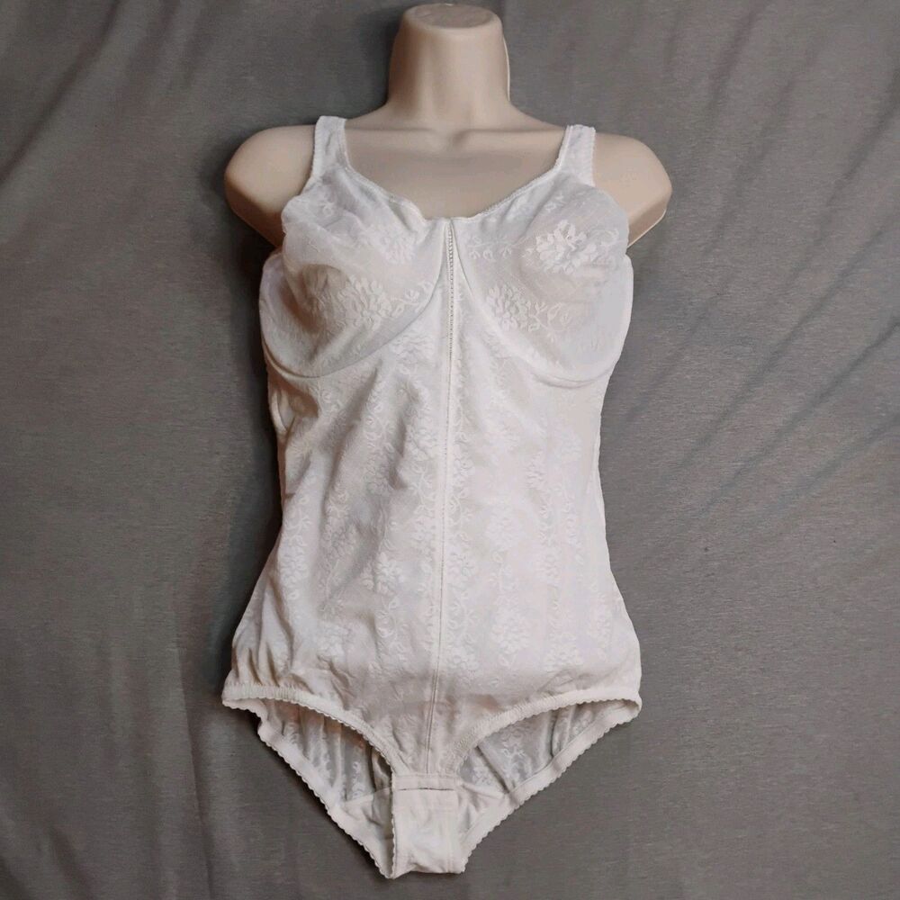 VTG Y2K Flexees Maidenform 40D White Lace Bodysuit Shapewear 3256 Coquette Retro